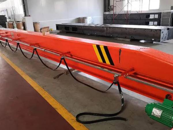 橙色線在單梁起重機遙控器中連接什么部件？