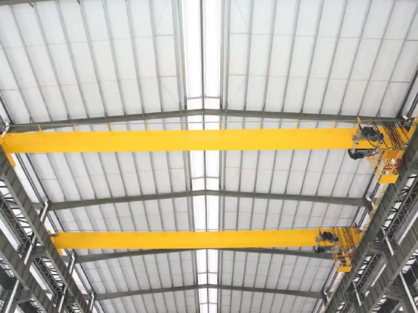 控制箱內(nèi)部線路如何**防止電磁干擾？單梁行車控制箱線路電磁兼容性設(shè)計(jì)