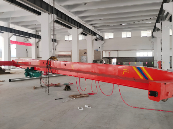 單梁行車接線圖更新后，如何確?，F(xiàn)場(chǎng)操作人員知曉？接線圖更新與操作人員培訓(xùn)策略